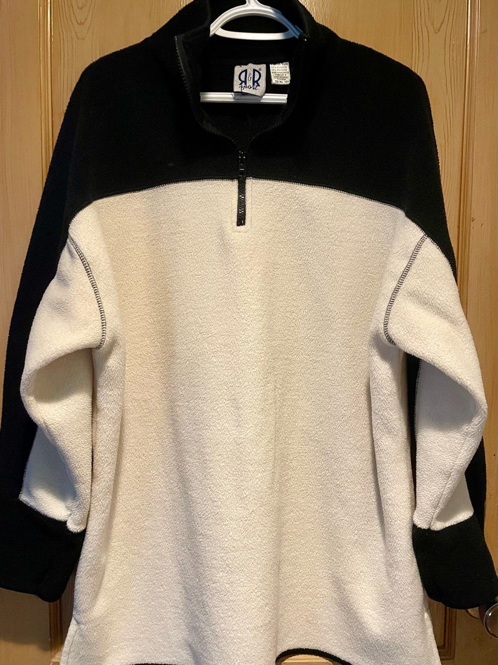VTG R&R Black & Cream Half-Zip Fleece Sweater